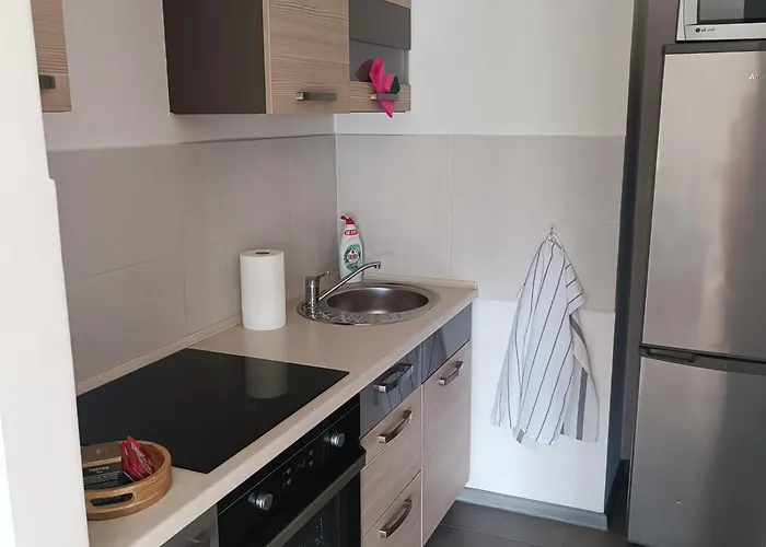 69, - Jasien Апартаменты